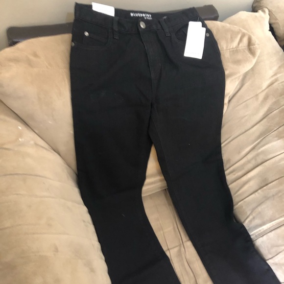 Jeans - Picture 2 of 3